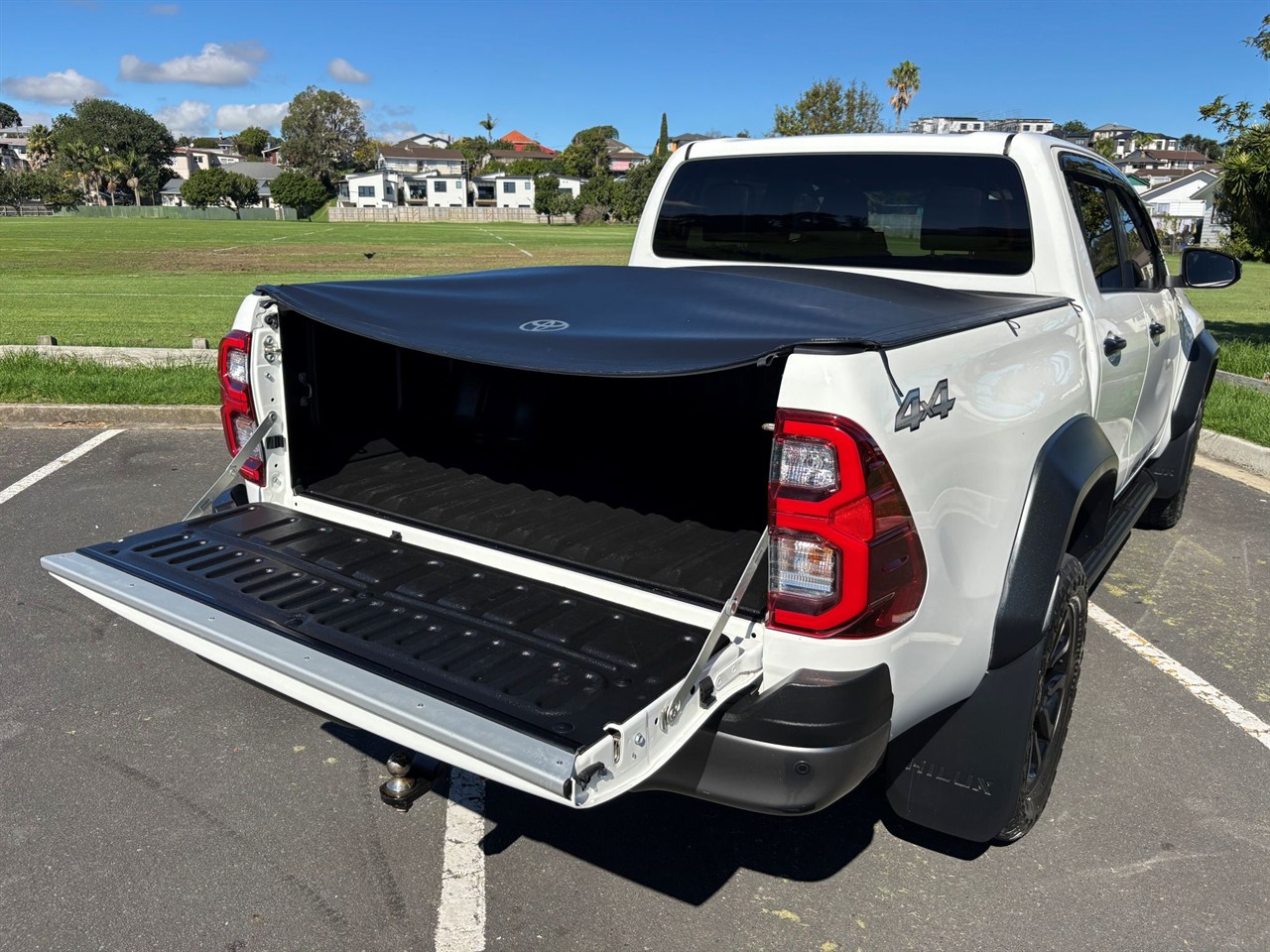 2023 Toyota Hilux