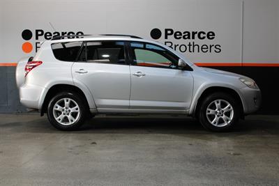 2009 Toyota RAV4 - Thumbnail