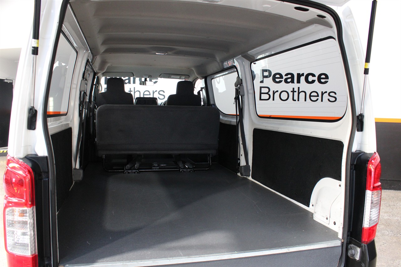 2012 Nissan Caravan