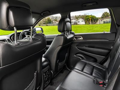 2015 Jeep GRAND CHEROKEE - Thumbnail