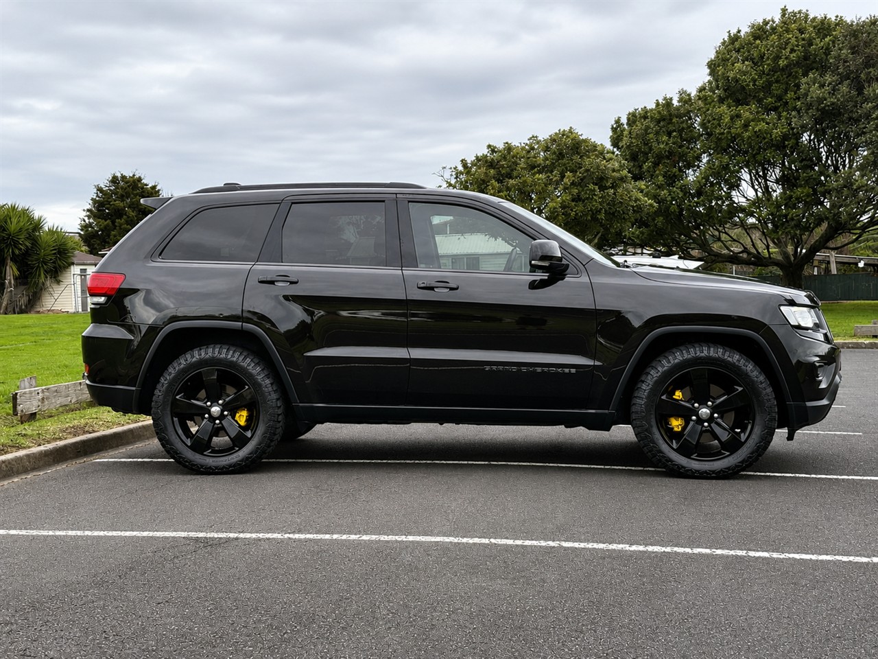 2015 Jeep GRAND CHEROKEE
