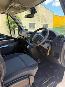 2017 Renault Master - Thumbnail