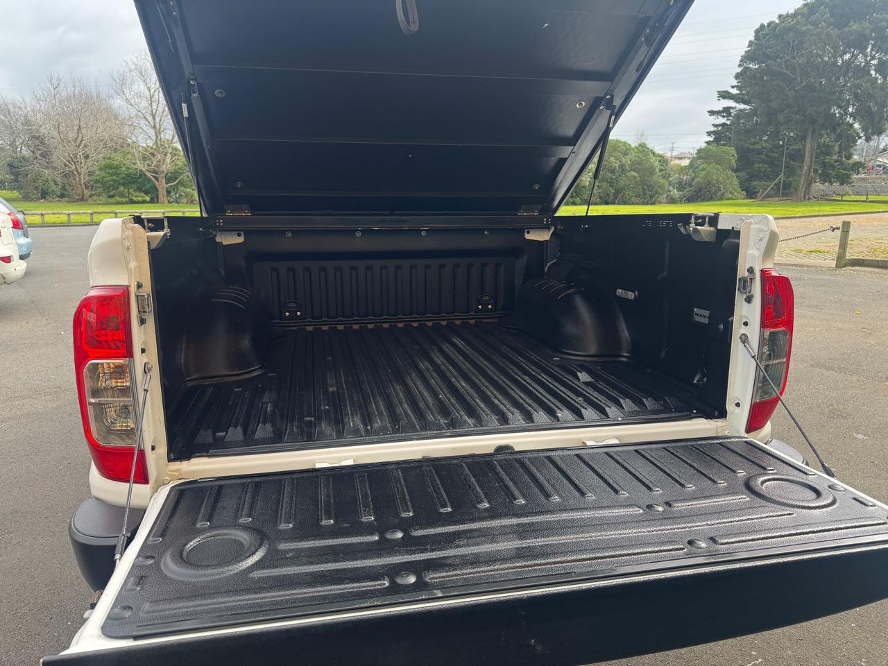 2022 Nissan Navara