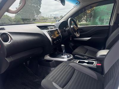 2022 Nissan Navara - Thumbnail