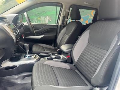 2022 Nissan Navara - Thumbnail