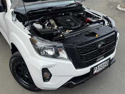 2022 Nissan Navara - Thumbnail