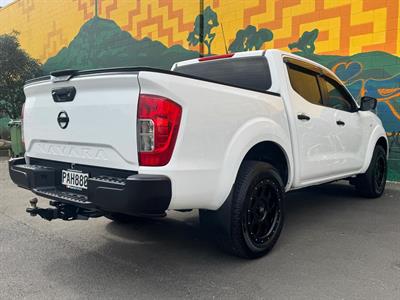 2022 Nissan Navara - Thumbnail