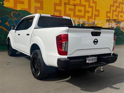 2022 Nissan Navara - Thumbnail