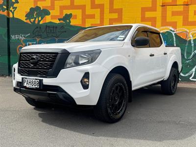 2022 Nissan Navara - Thumbnail