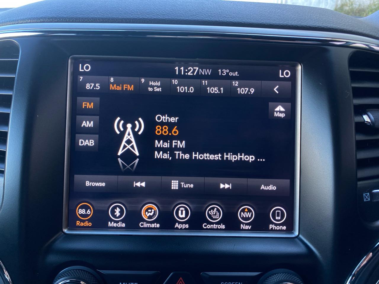 2019 Jeep GRAND CHEROKEE
