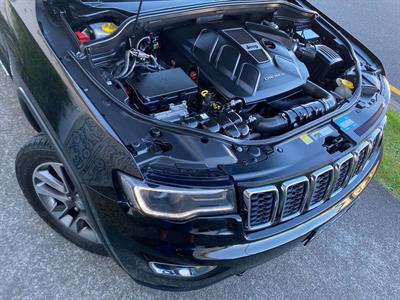 2019 Jeep GRAND CHEROKEE - Thumbnail