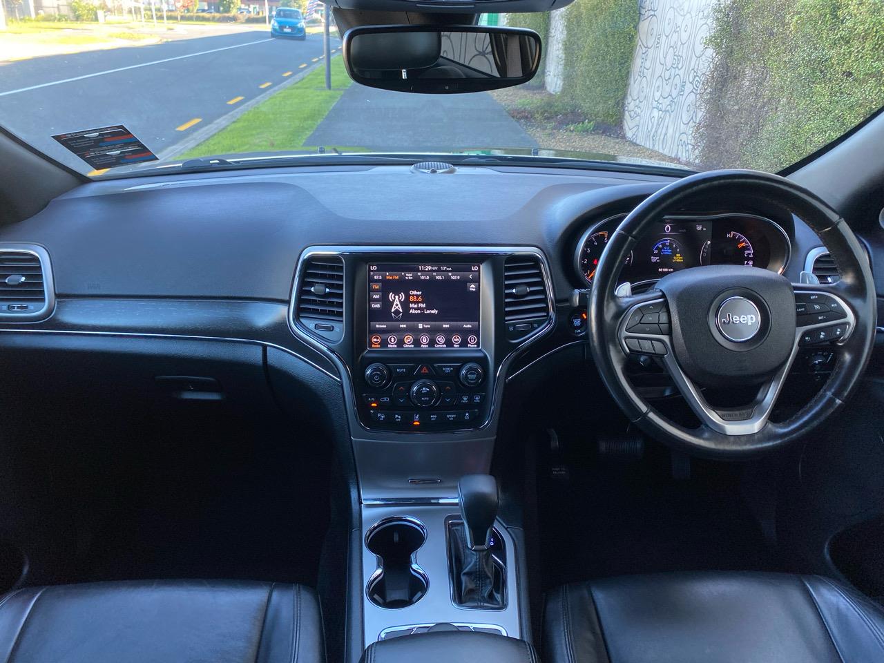 2019 Jeep GRAND CHEROKEE