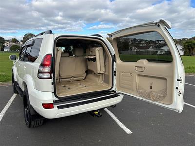 2007 Toyota Landcruiser Prado - Thumbnail