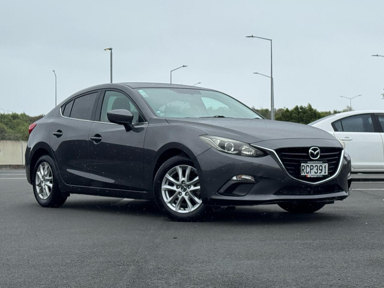 2014 Mazda Axela
