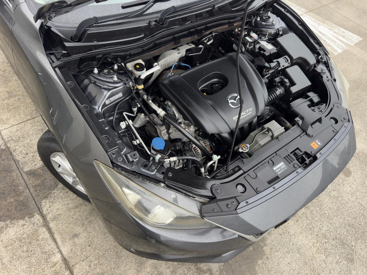 2014 Mazda Axela