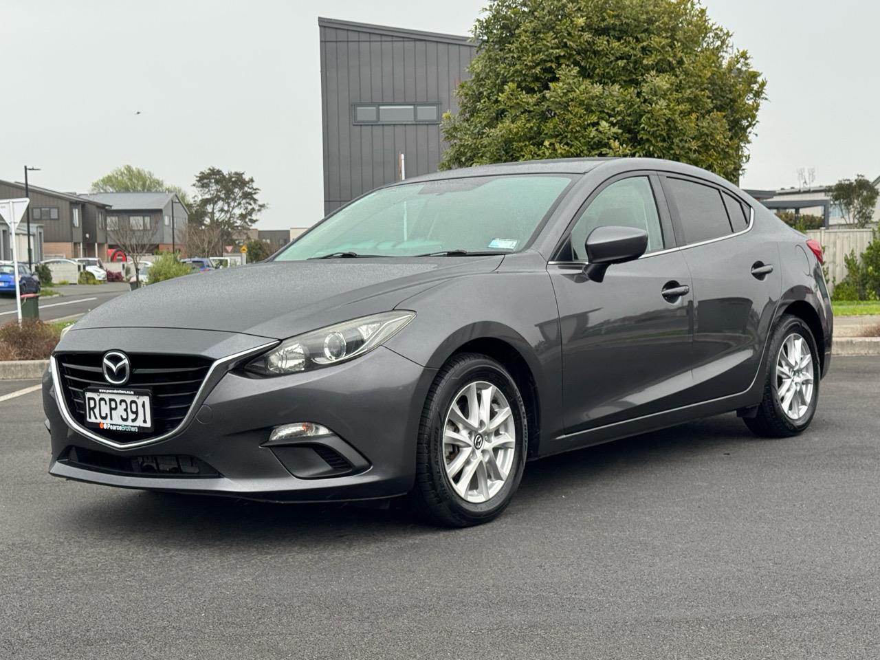 2014 Mazda Axela