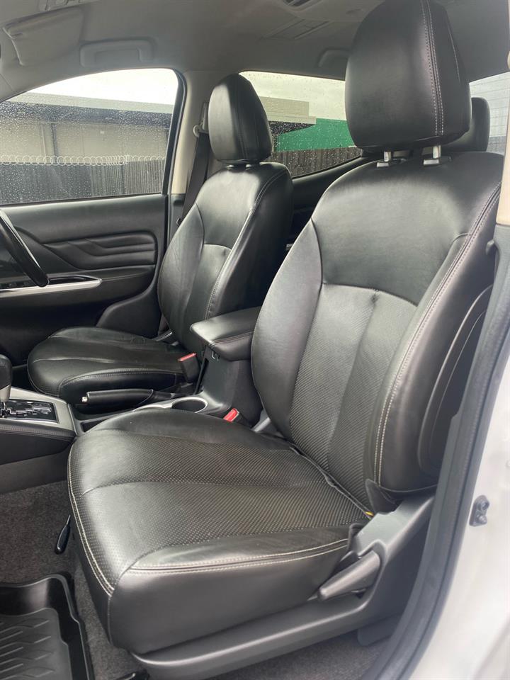 2022 Mitsubishi Triton