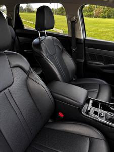 2022 Kia Sorento - Thumbnail