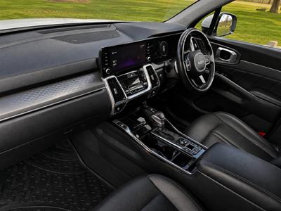 2022 Kia Sorento - Thumbnail