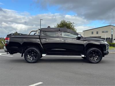 2019 Mitsubishi Triton - Thumbnail