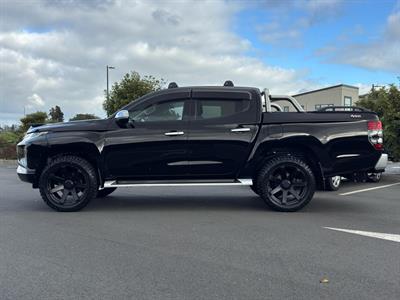 2019 Mitsubishi Triton - Thumbnail