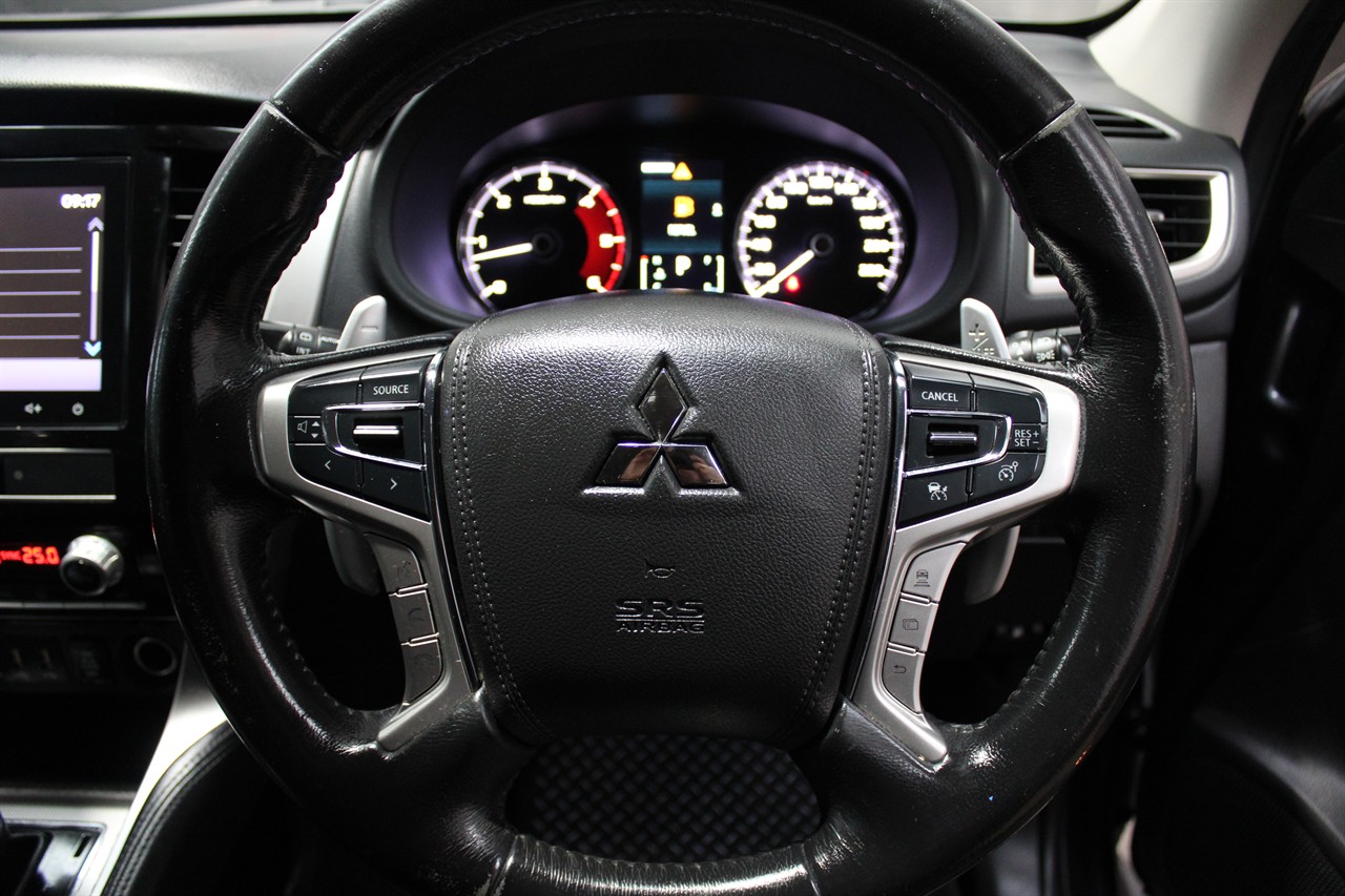 2020 Mitsubishi Pajero