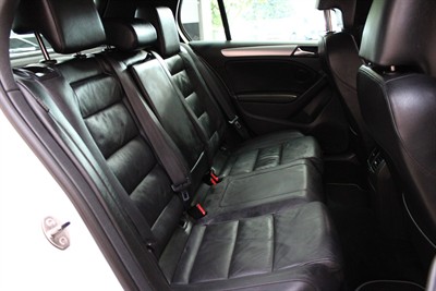 2010 Volkswagen GOLF - Thumbnail
