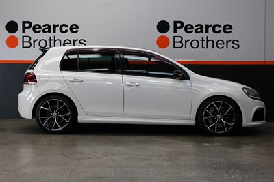 2010 Volkswagen GOLF - Thumbnail