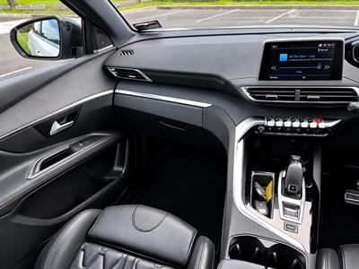 2020 Peugeot 3008 - Thumbnail