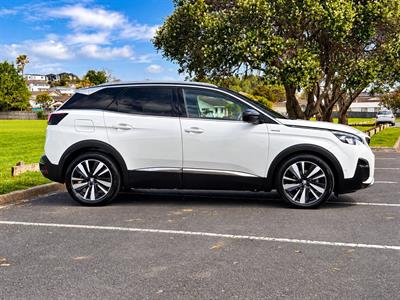2020 Peugeot 3008 - Thumbnail