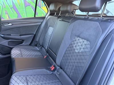 2025 Volkswagen Golf - Thumbnail