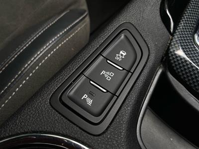 2014 Holden Commodore - Thumbnail