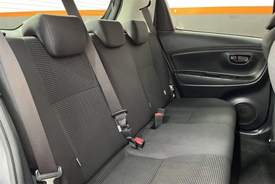 2017 Toyota YARIS - Thumbnail