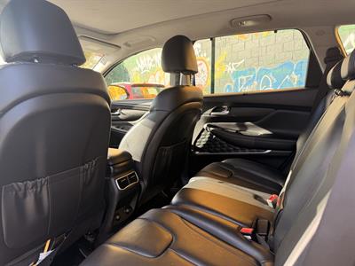 2021 Hyundai SANTA FE - Thumbnail