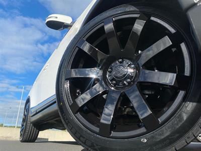 2021 Mitsubishi Outlander - Thumbnail
