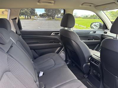 2022 Ssangyong Rexton - Thumbnail