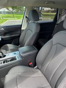 2022 Ssangyong Rexton - Thumbnail