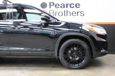 2015 Toyota HIGHLANDER - Thumbnail