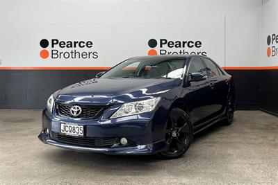 2015 Toyota AURION