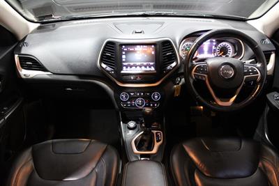 2017 Jeep CHEROKEE - Thumbnail