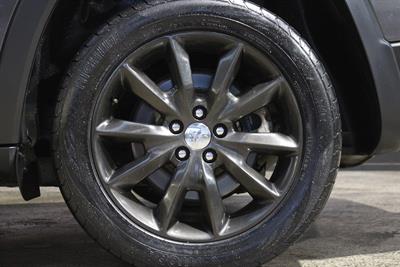 2017 Jeep CHEROKEE - Thumbnail