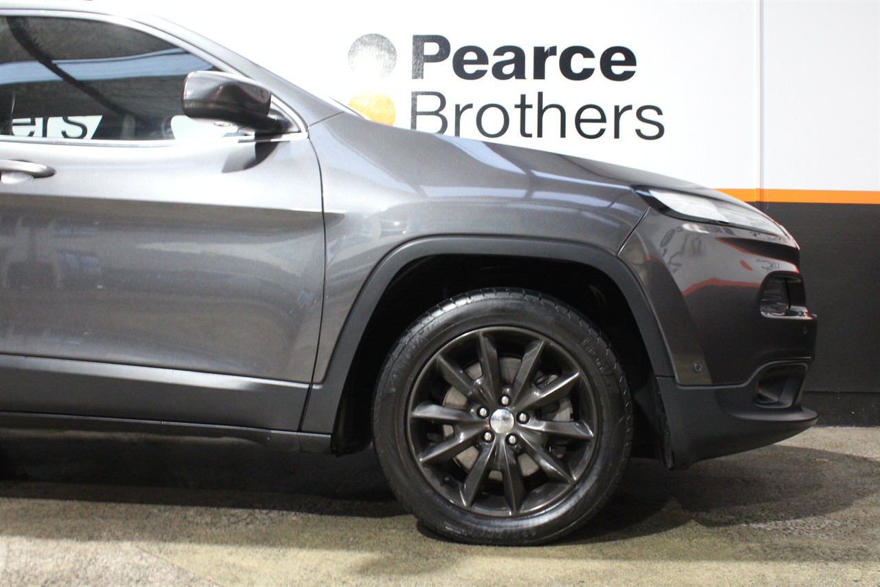 2017 Jeep CHEROKEE