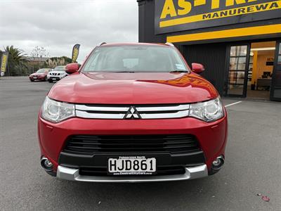 2014 Mitsubishi Outlander - Thumbnail