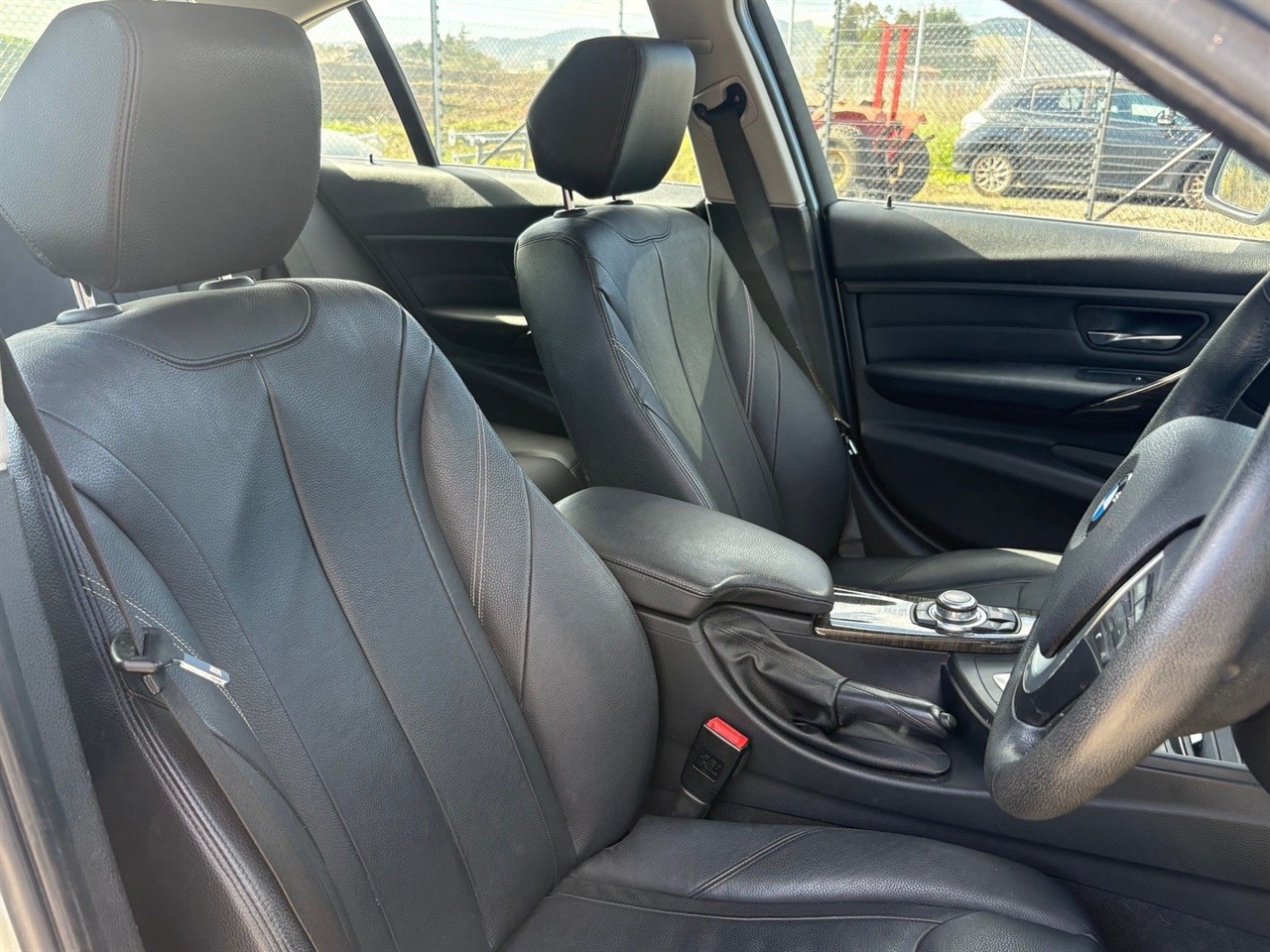 2012 BMW 320I