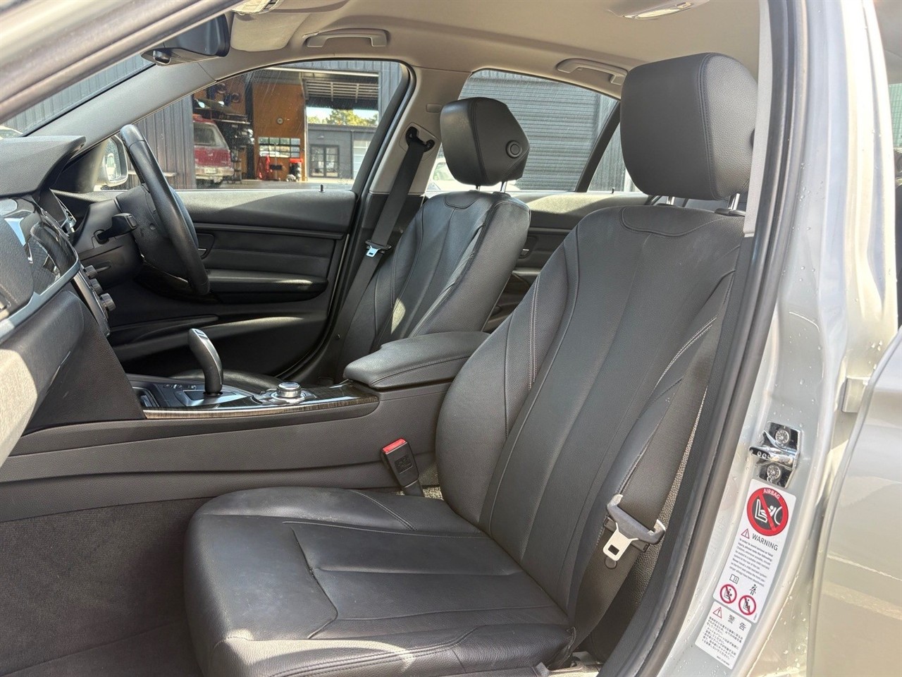 2012 BMW 320I