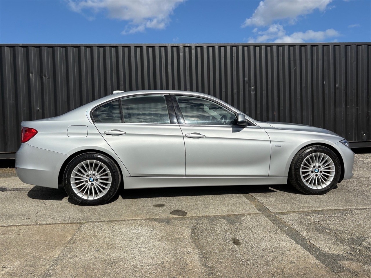 2012 BMW 320I
