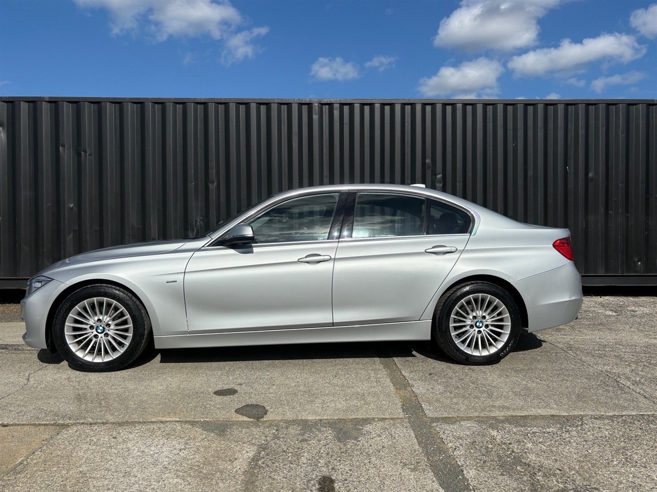 2012 BMW 320I