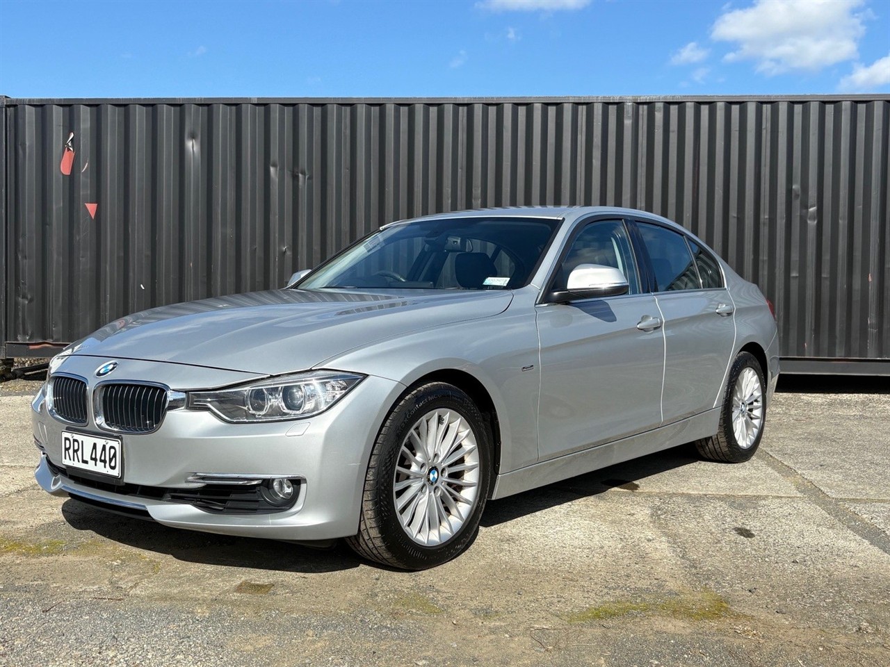 2012 BMW 320I