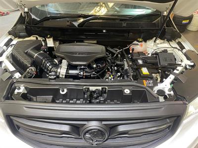 2020 Holden Acadia - Thumbnail