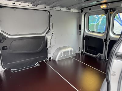 2022 Mitsubishi Express - Thumbnail